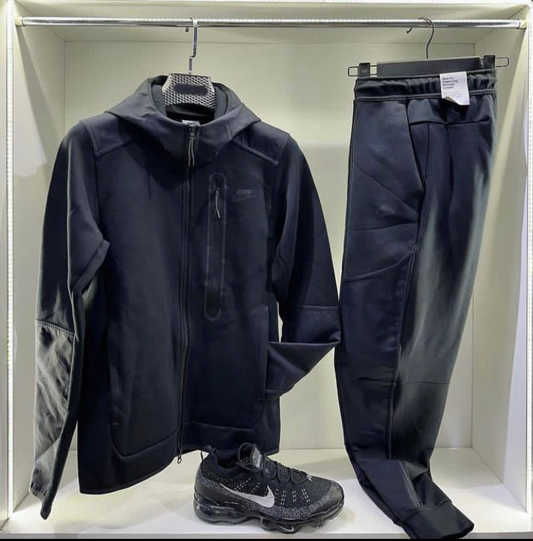 Nike Tech Fleece Lifestyle Gr-215 K25