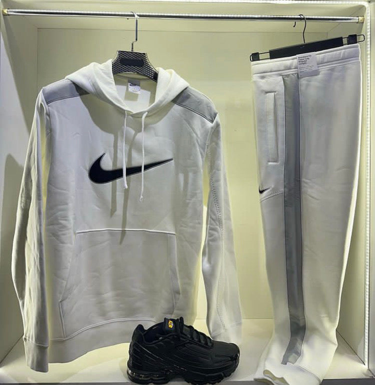 Nike Lifestyle Gr-230 K25