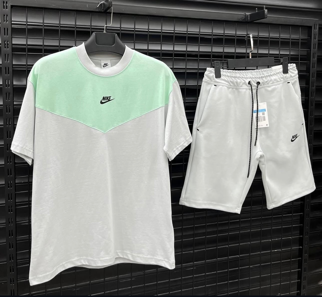 Set Nike Tech R-5617