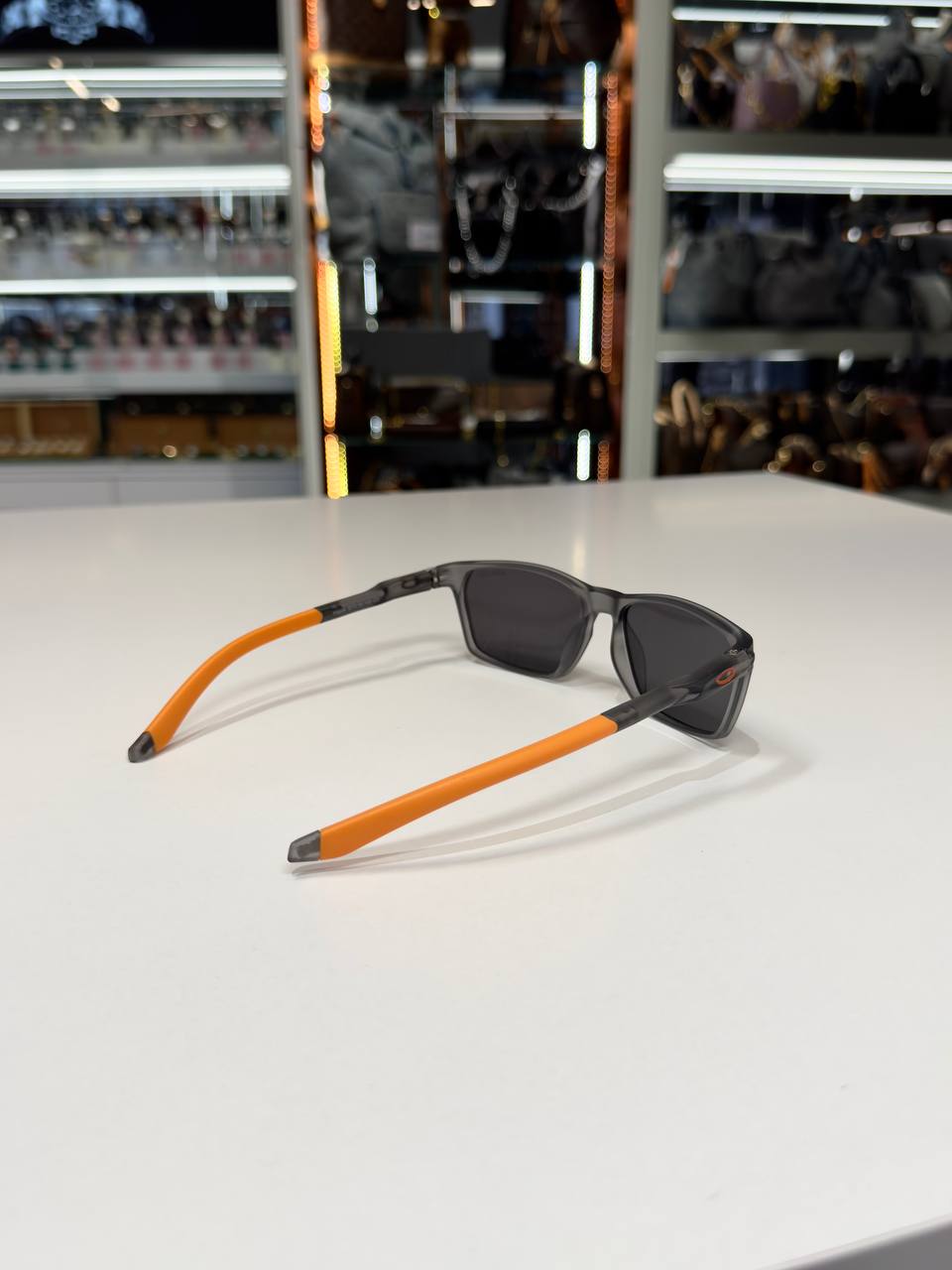 Oakley  - KO461 UV400 SUNGLASSES