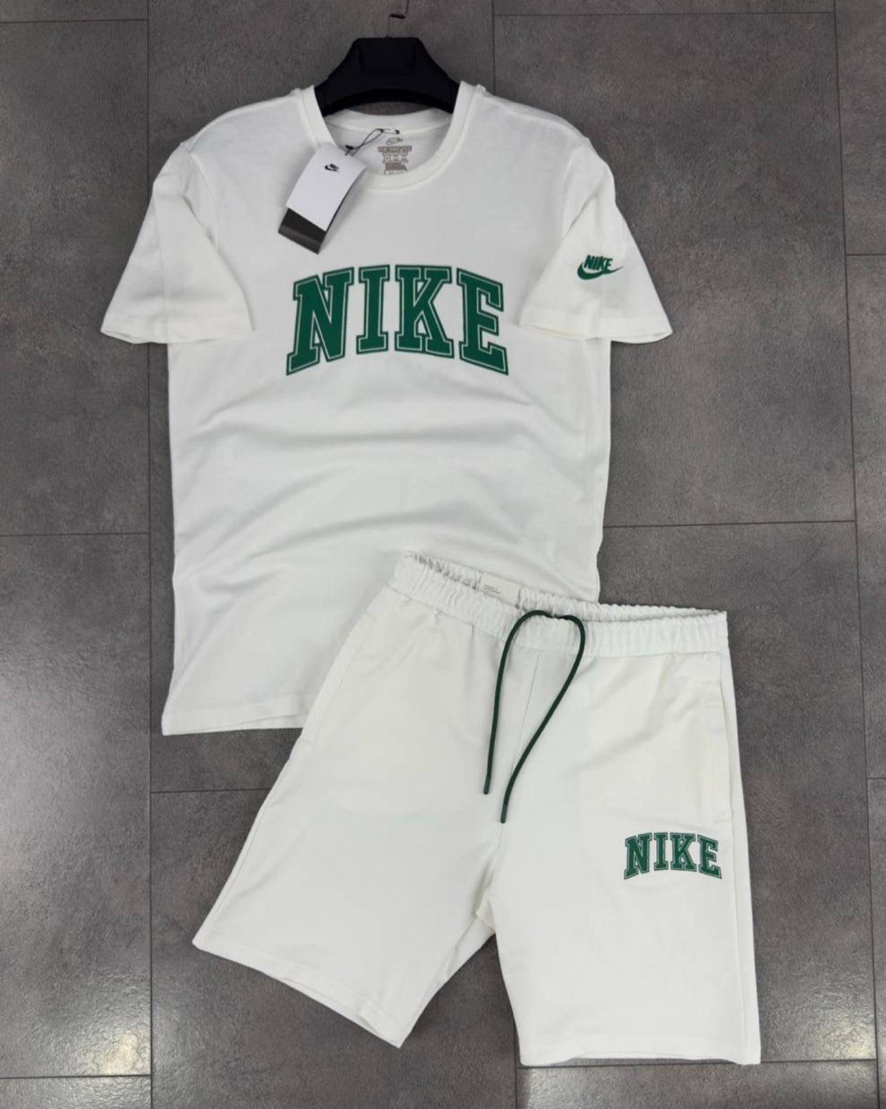 Nike New Set White K26