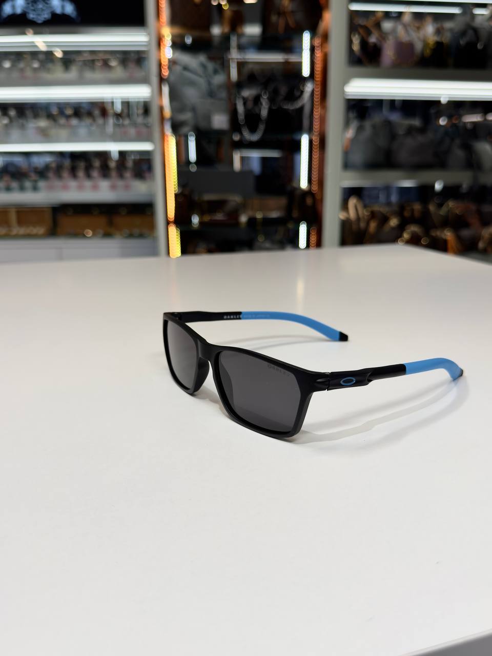 Oakley  - KO461 UV400 SUNGLASSES
