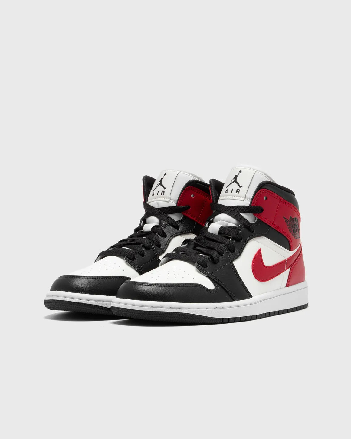 Air Jordan 1 High “Chicago”