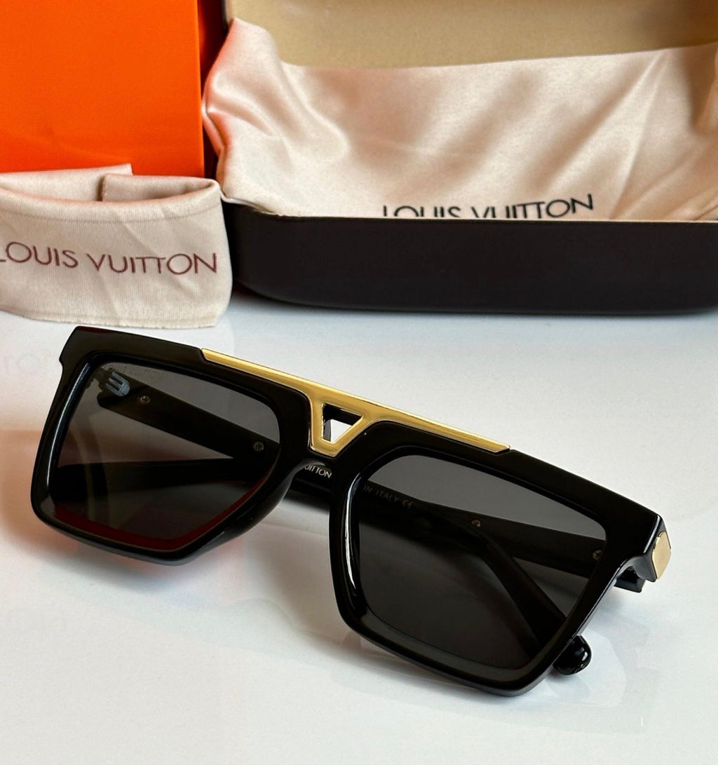 LUIS VUITTON HQ8263 UV400 SUNGLASSES