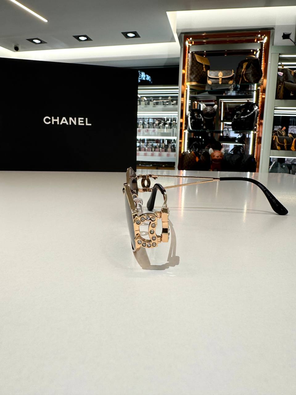 CHANEL - HQ972  UV400 SUNGLASSES