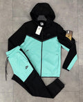 Nike Tech ensemble Gr-203