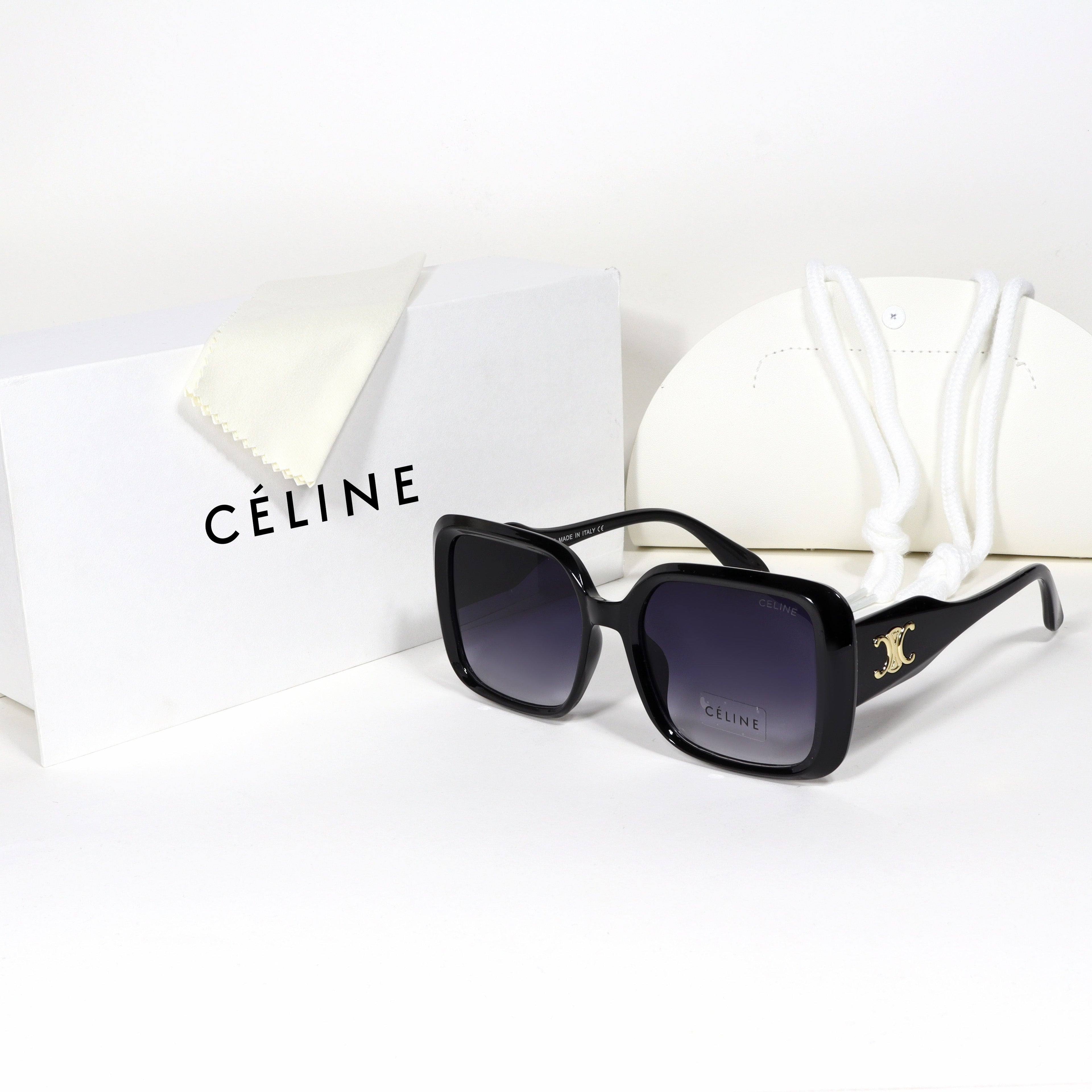 Celine - CL03