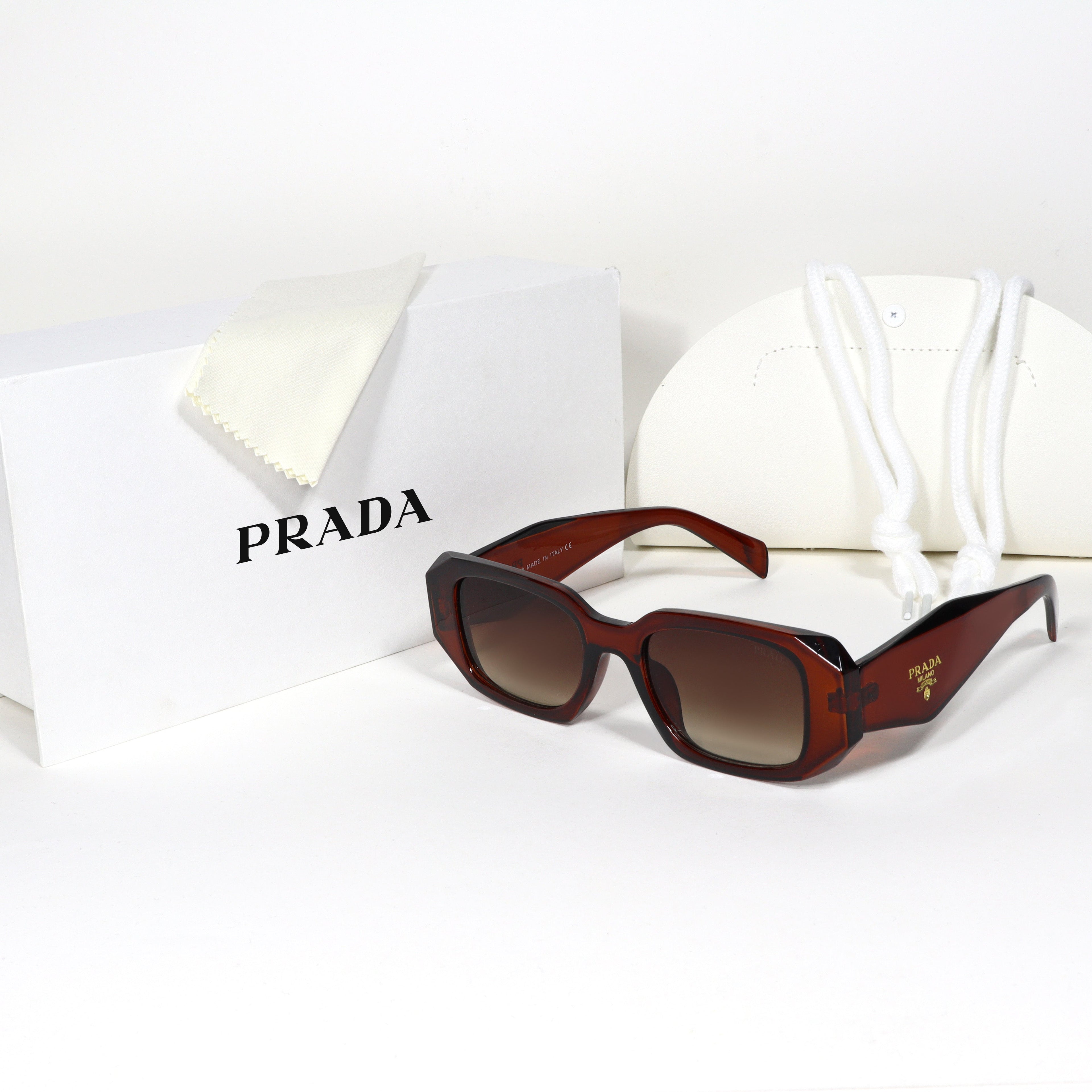 Prada - PR10