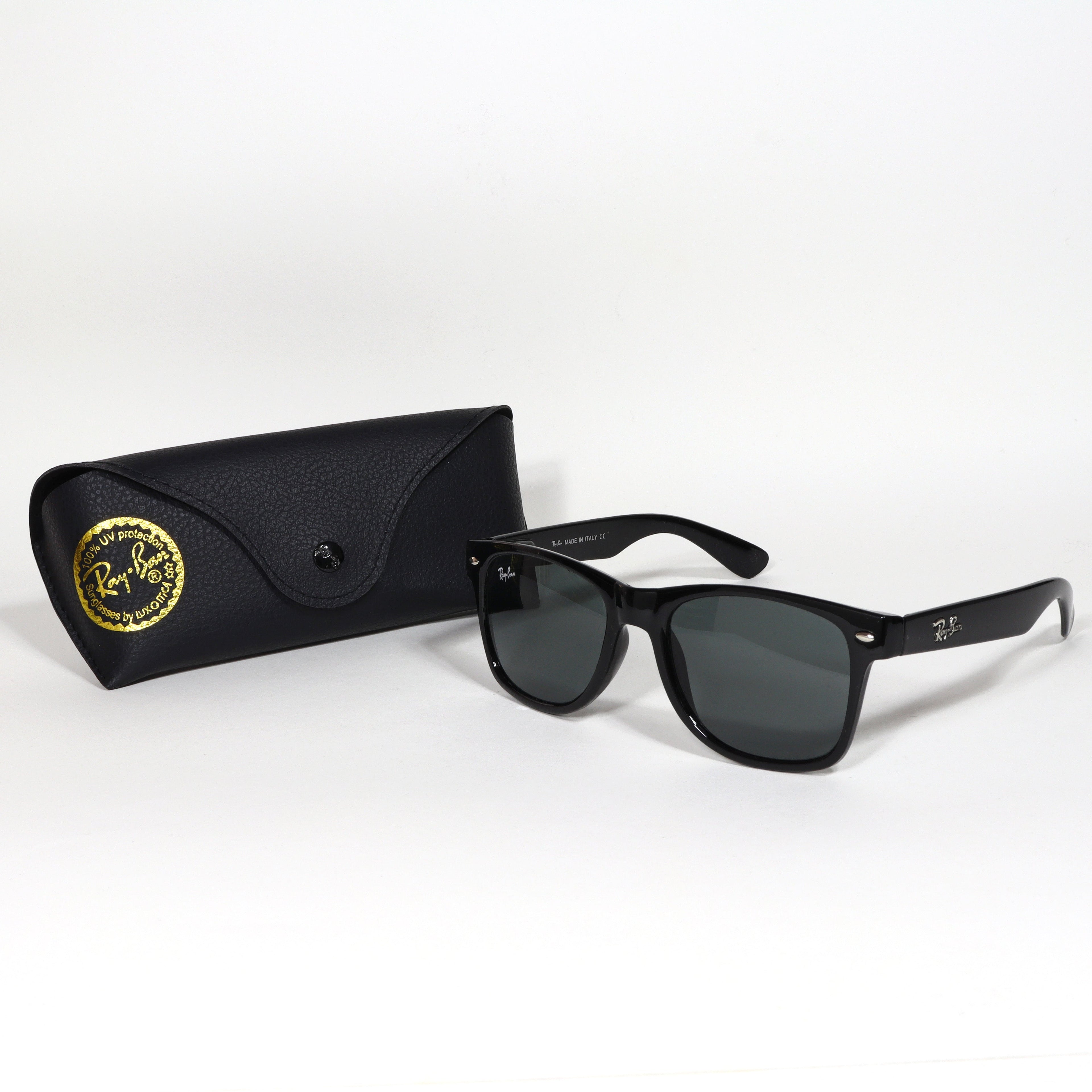 Ray-Ban - RB02